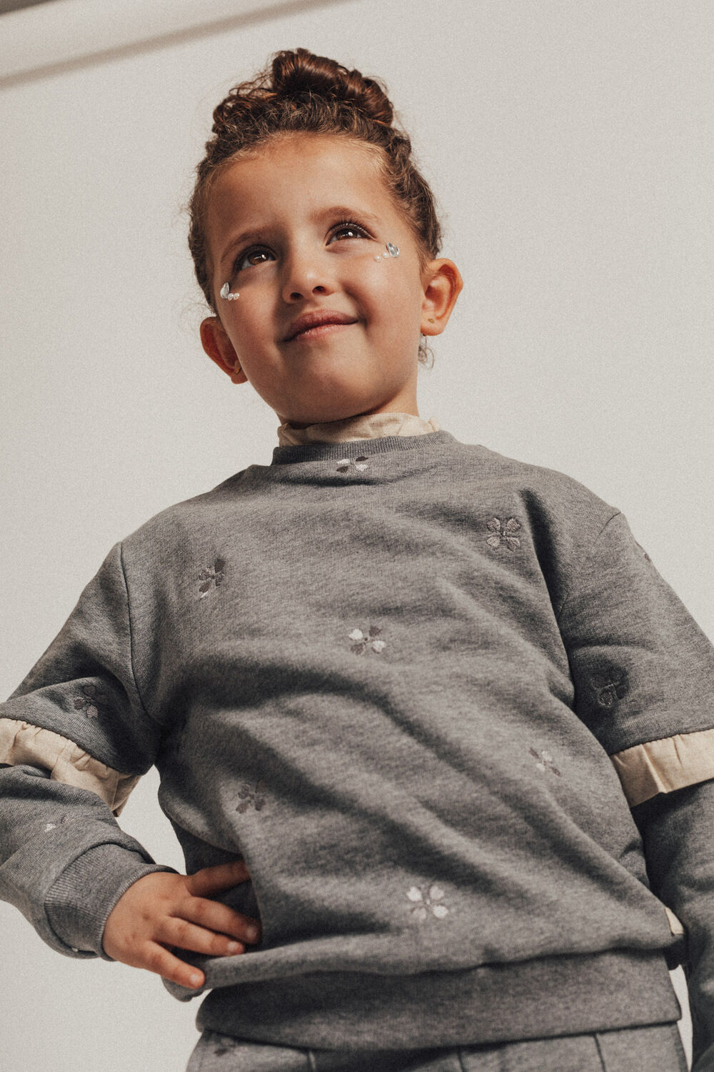 BAJE STUDIO Chandail DERBY en gris - large