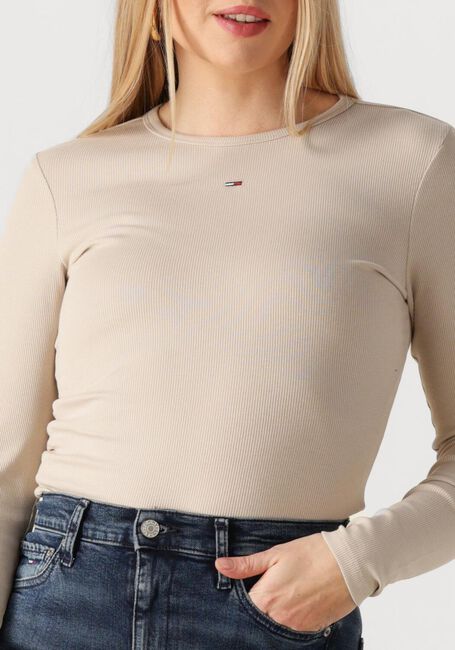 TOMMY JEANS Haut TJW SLIM ESSENTIAL RIB LS en beige - large