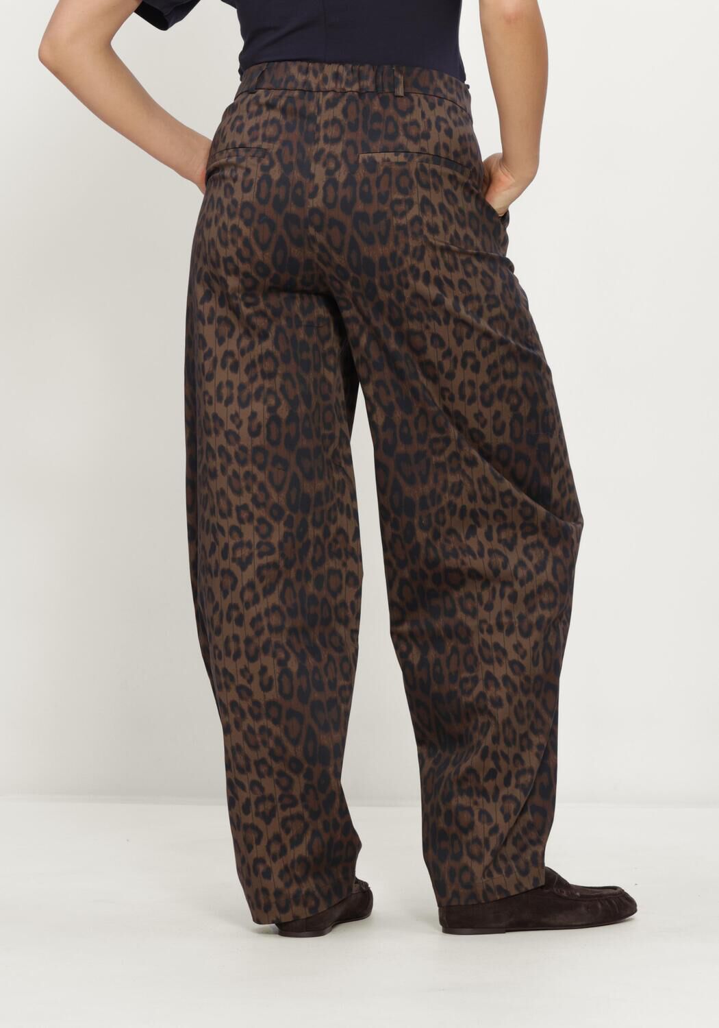 Zwarte ALIX THE LABEL Jeans LADIES WOVEN ANIMAL BARREL PANTS - large