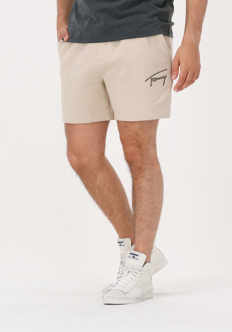 TOMMY JEANS Pantalon courte TJM SIGNATURE SHORT en beige - large