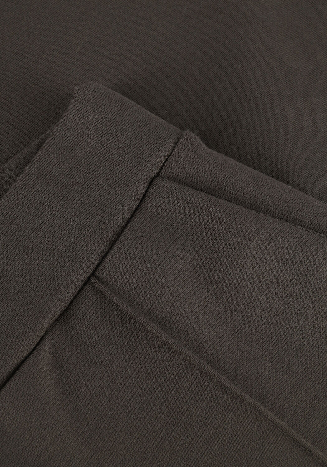 KNIT-TED Pantalon large FLOOR PANT en taupe - large