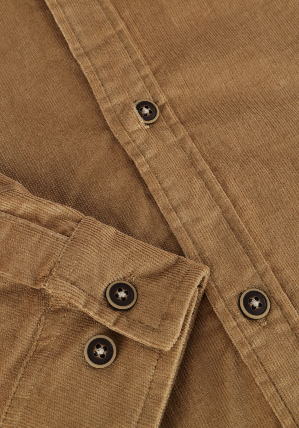 ANERKJENDT Chemise d&eacute;contract&eacute; AKLEIF SOLID CORD SHIRT en beige - large