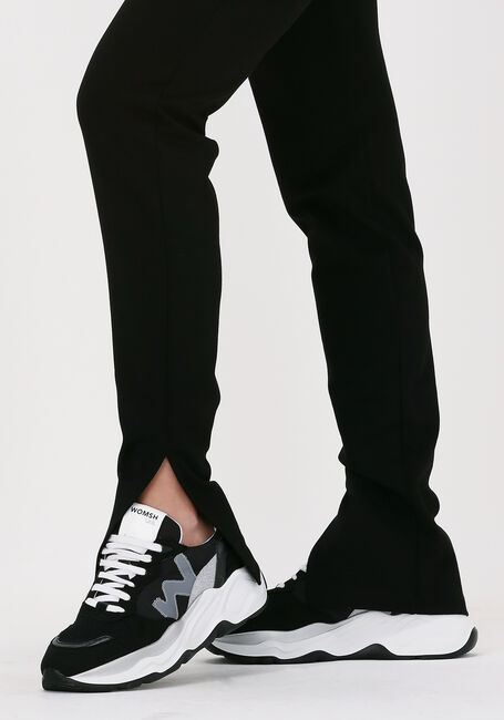 NA-KD Pantalon &eacute;vas&eacute; SIDE SLIT JERSEY PANTS en noir - large