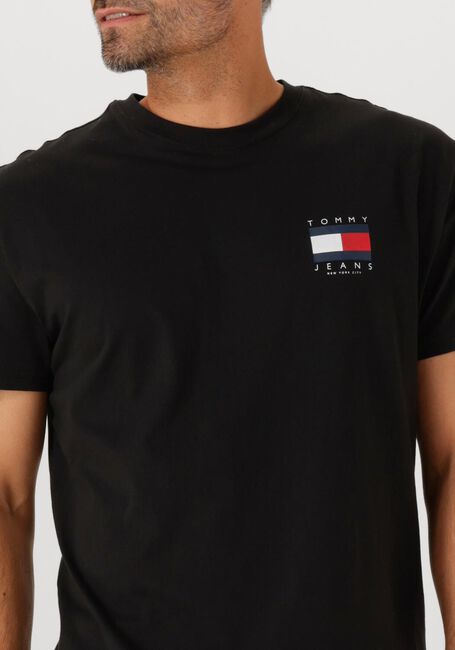 Zwarte TOMMY JEANS T-shirt TJM REG FLAG GRAPH BCKORINT T EXT - large