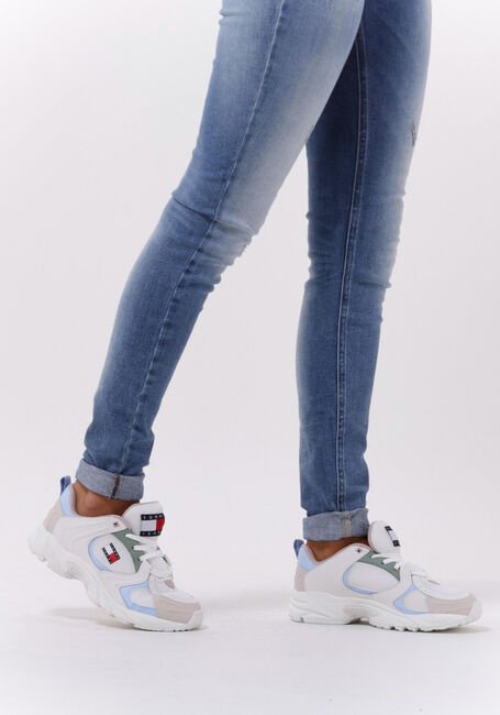 TOMMY JEANS Baskets basses TOMMY JEANS CITY RUNNER WOMEN en blanc - large