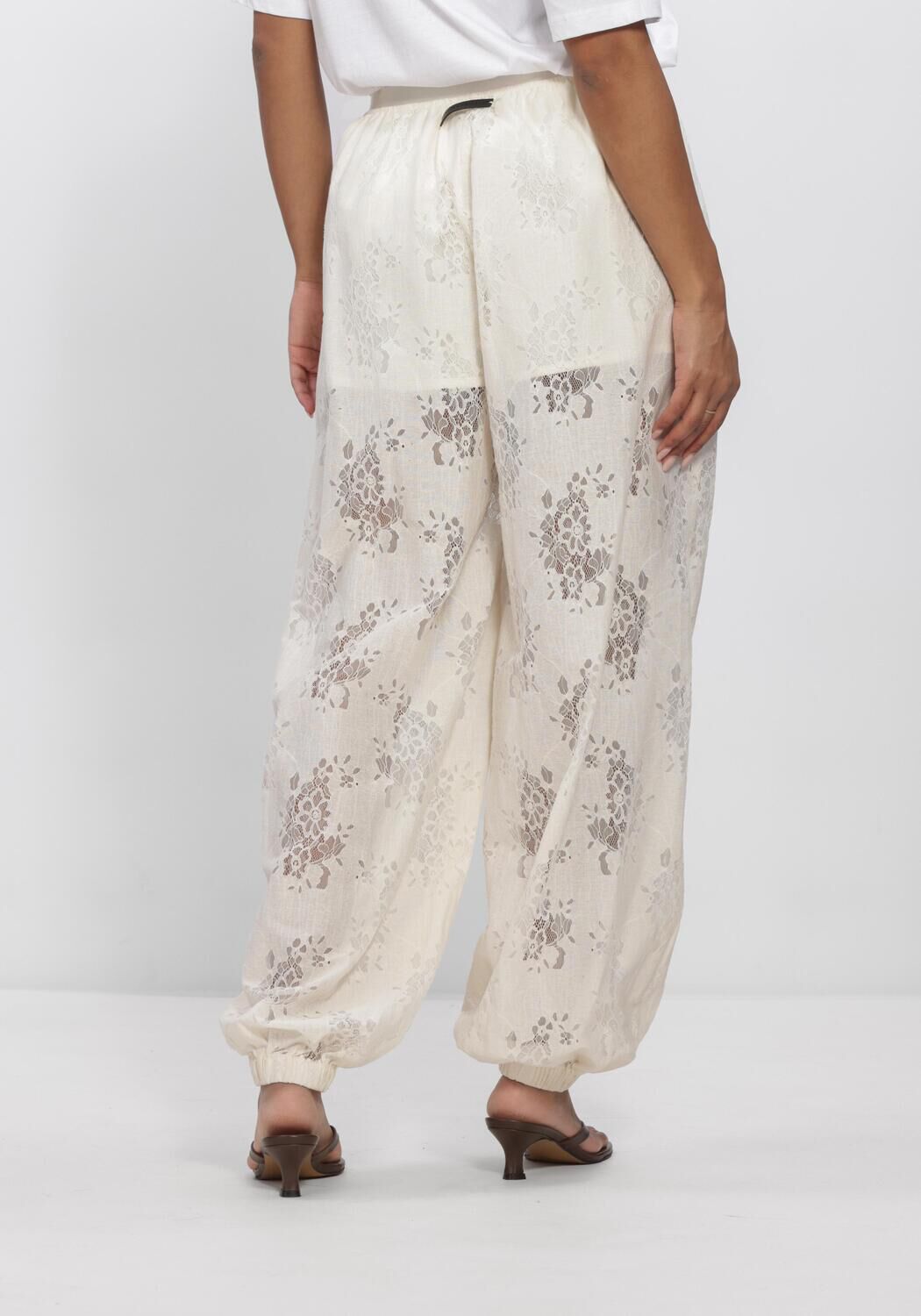 HAUTE L'AMITI&Eacute; BELLA LACE HAREM TALL PANT Pantalons Blanc - large