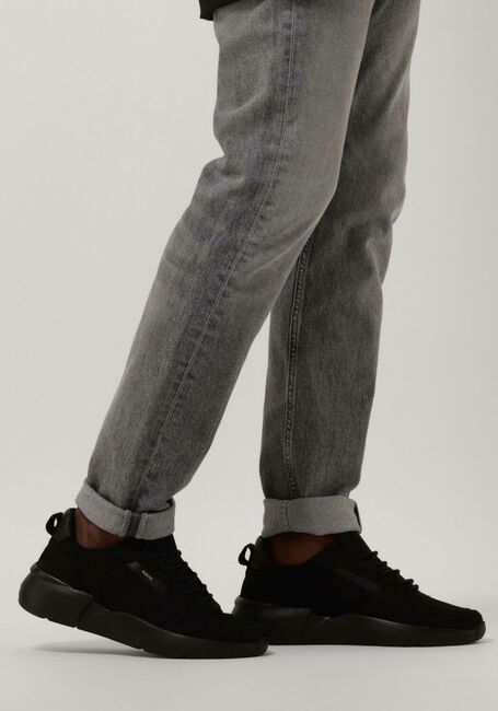 Grijze NUBIKK Sneakers ROQUE ROMAN HEREN Grijze NUBIKK Sneakers ROQUE ROMAN HEREN - large