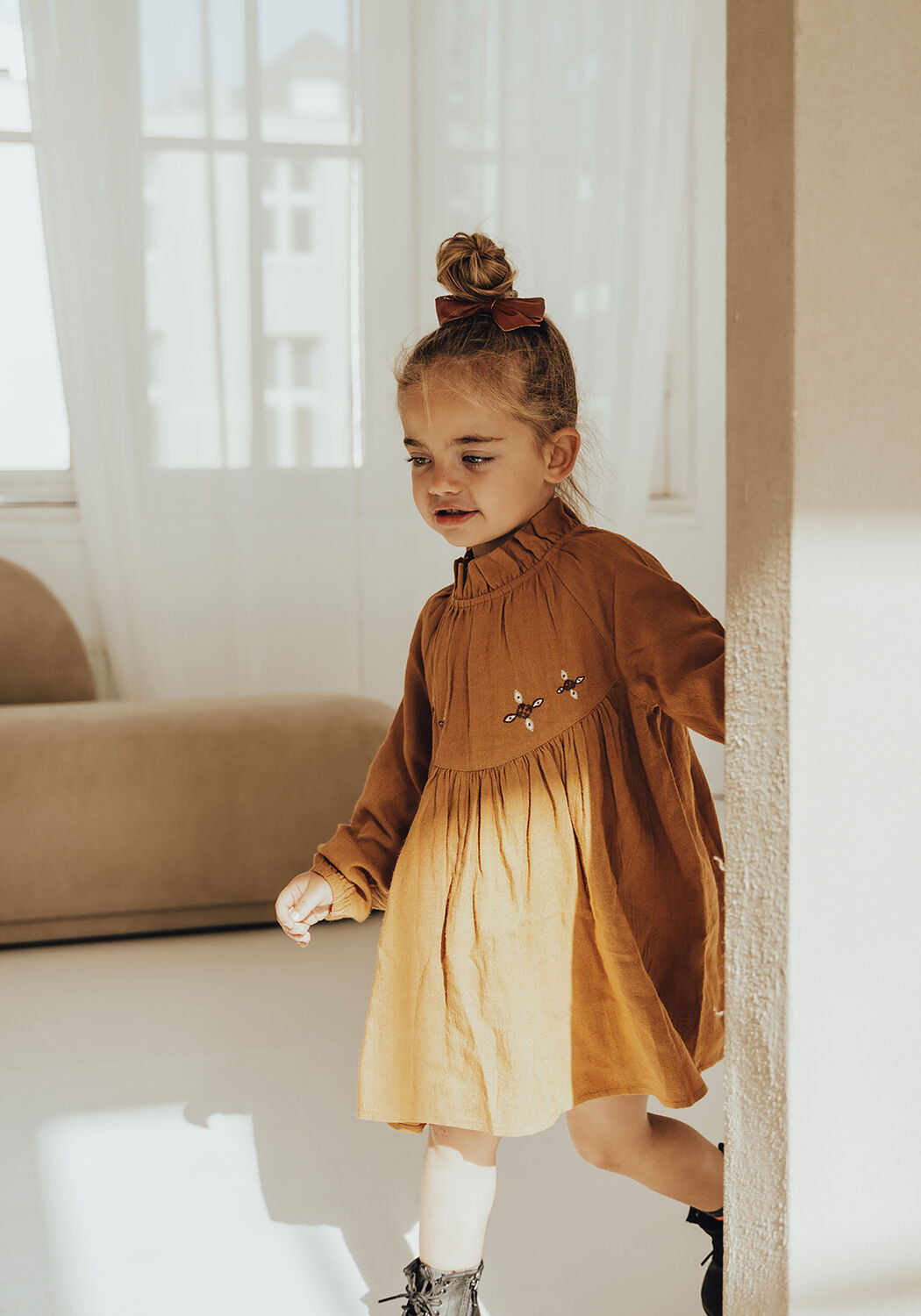 BAJE STUDIO Robe midi DRESS en camel - large