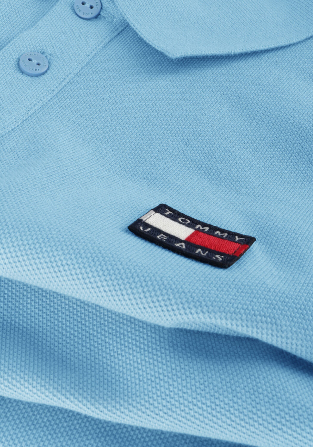 Lichtblauwe TOMMY JEANS Polo TJM CLSC XS BADGE POLO - large