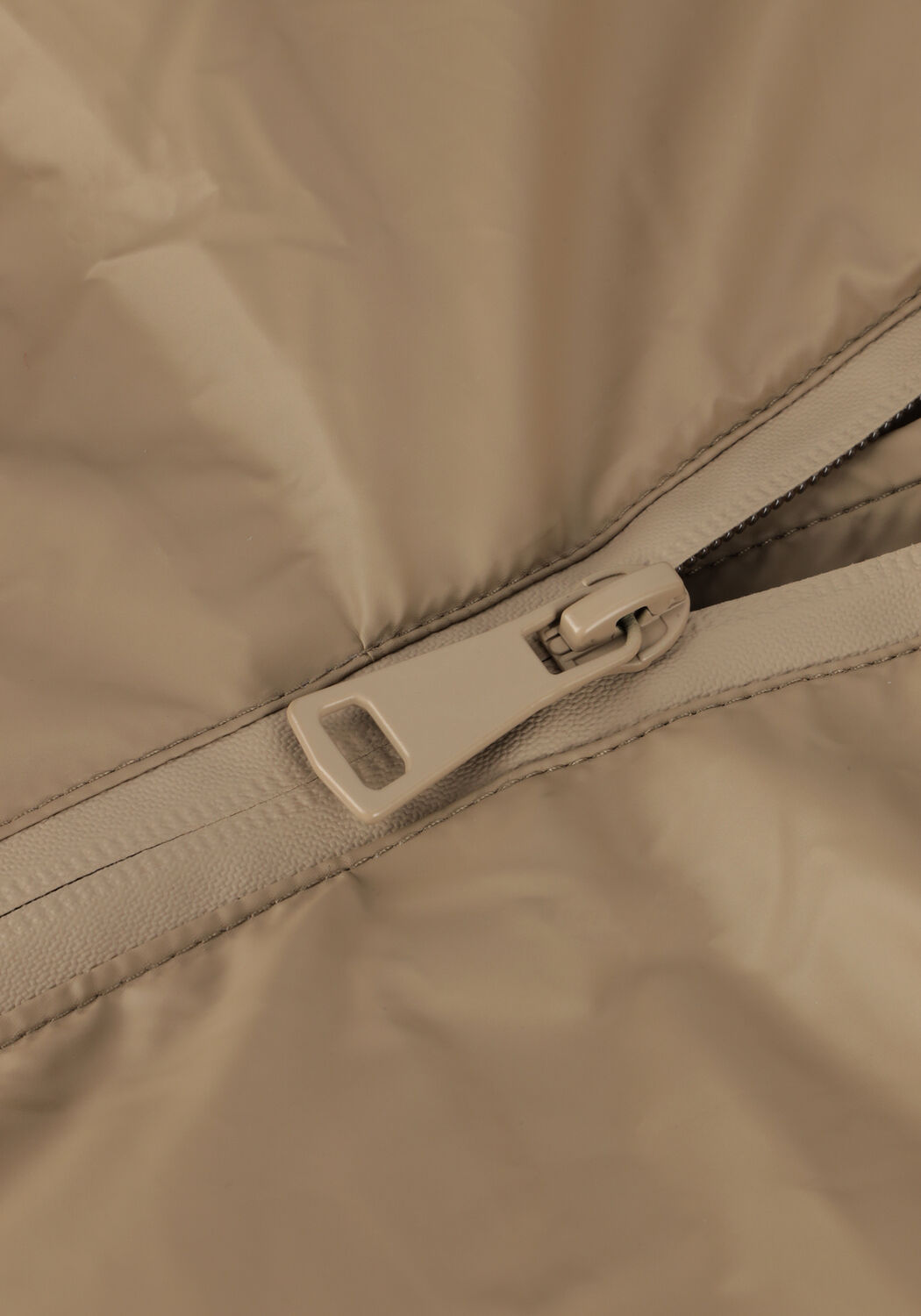 NEO NOIR Veste matelass&eacute; FOX C PUFFER JACKET en beige - large