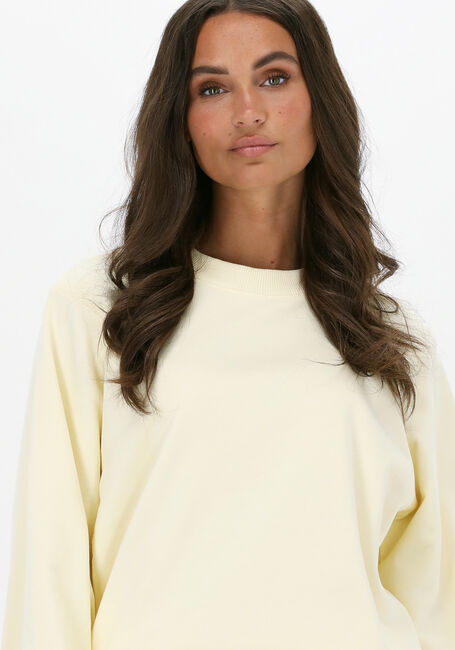 ANOTHER LABEL Chandail LILOU SWEATER en jaune - large