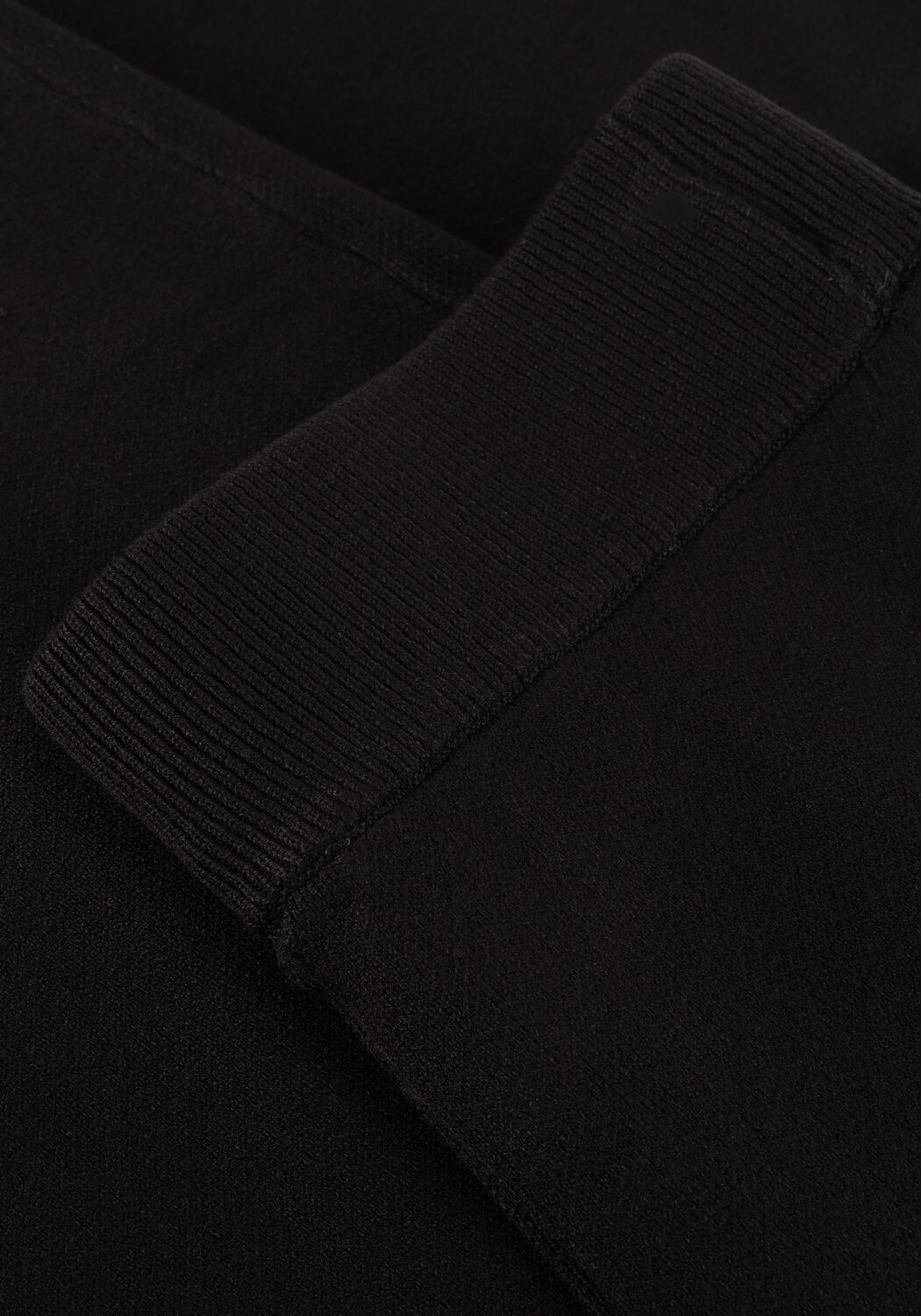 Y.A.S. Pantalon large YASFONNY HW KNIT PANT S. en noir - large