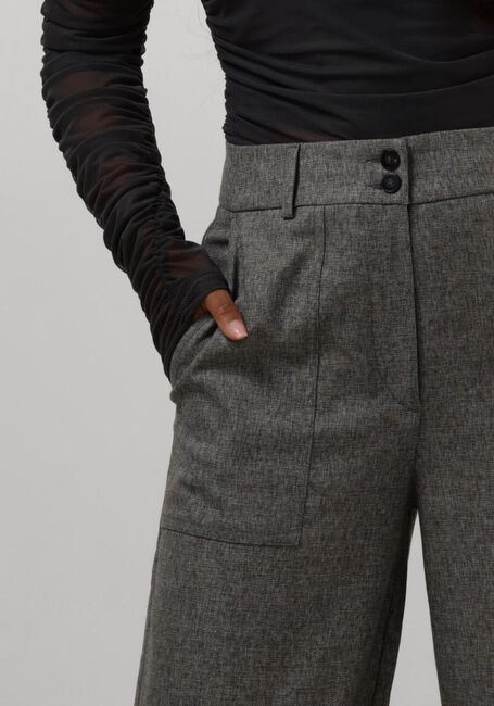 FIVEUNITS Pantalon cargo SOPHIA CARGO STRAP 438 en gris - large