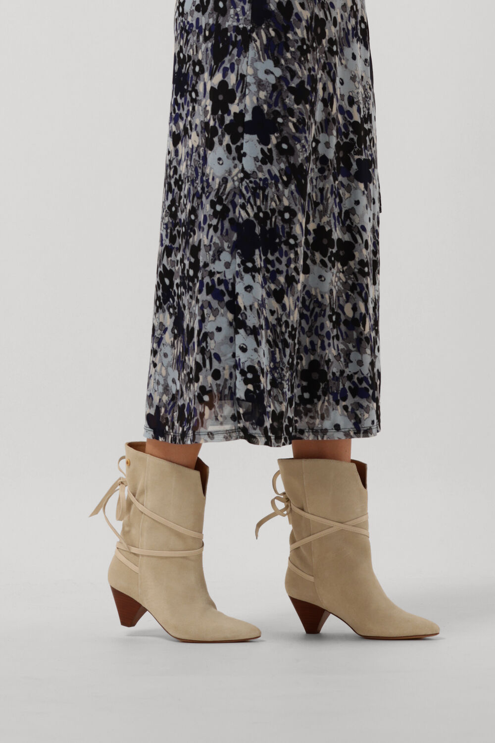 FABIENNE CHAPOT JULIA BOOT Bottines en beige - large