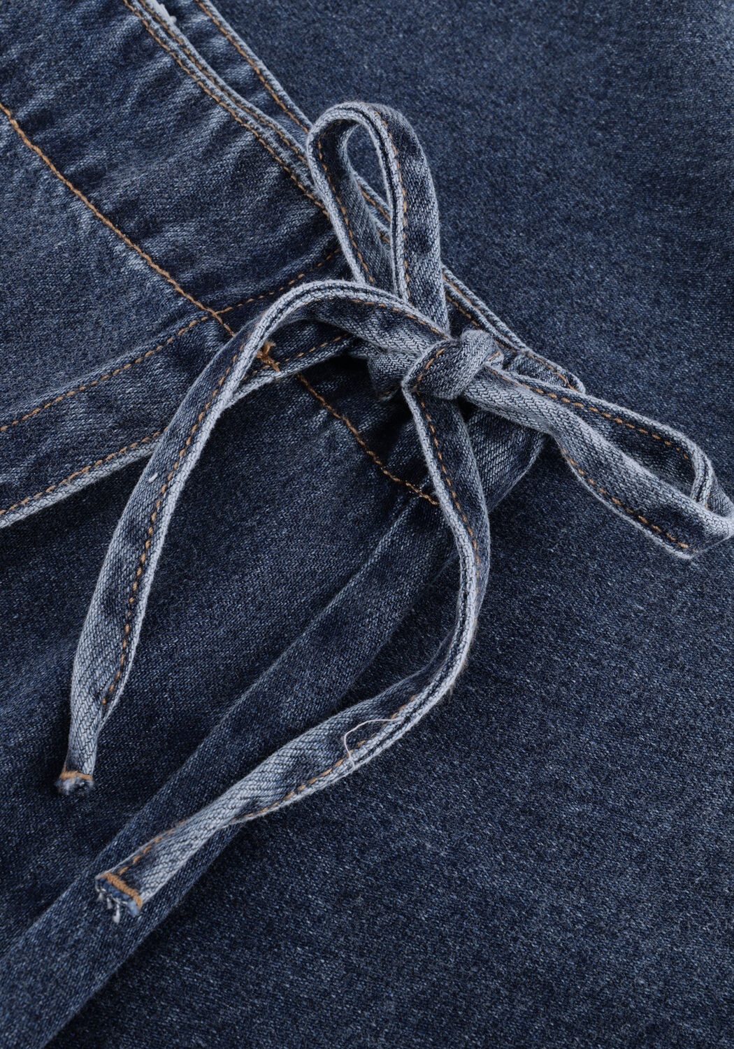 OBJECT Mini-jupe OBJROSIE MW DENIM SHORT WRAP SKIRT en bleu - large