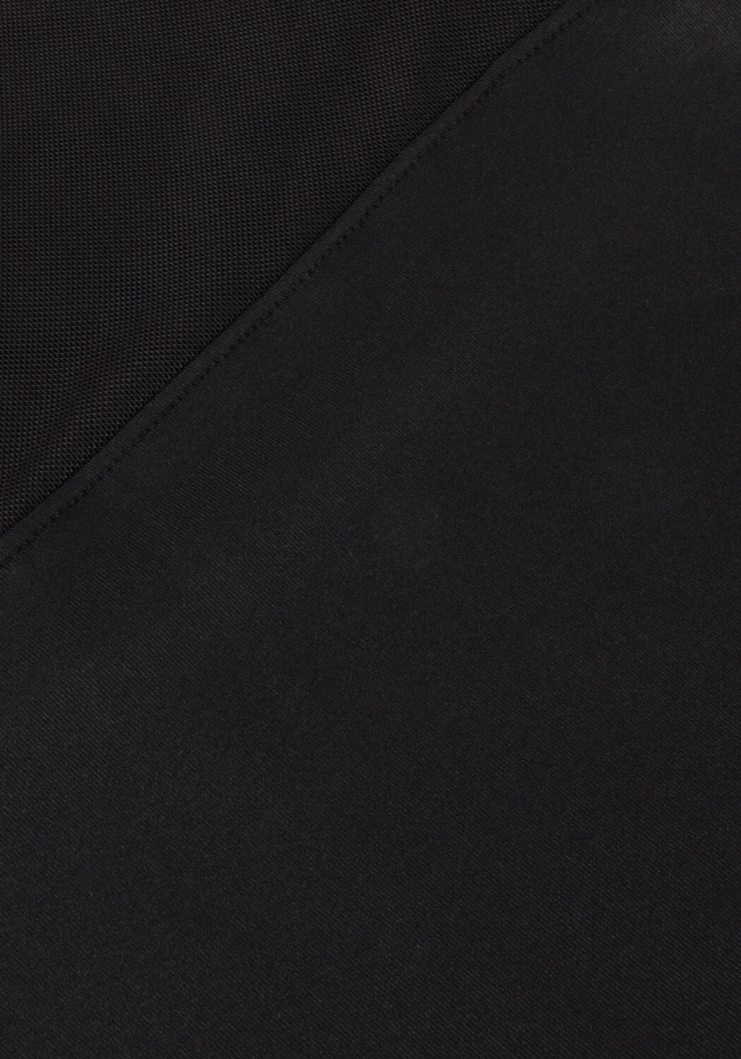 EDITED Haut NIABI BODY en noir - large