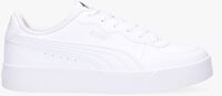 Witte PUMA Lage sneakers PUMA SKYE CLEAN - medium
