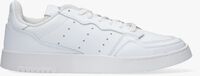Witte ADIDAS Lage sneakers SUPERCOURT - medium