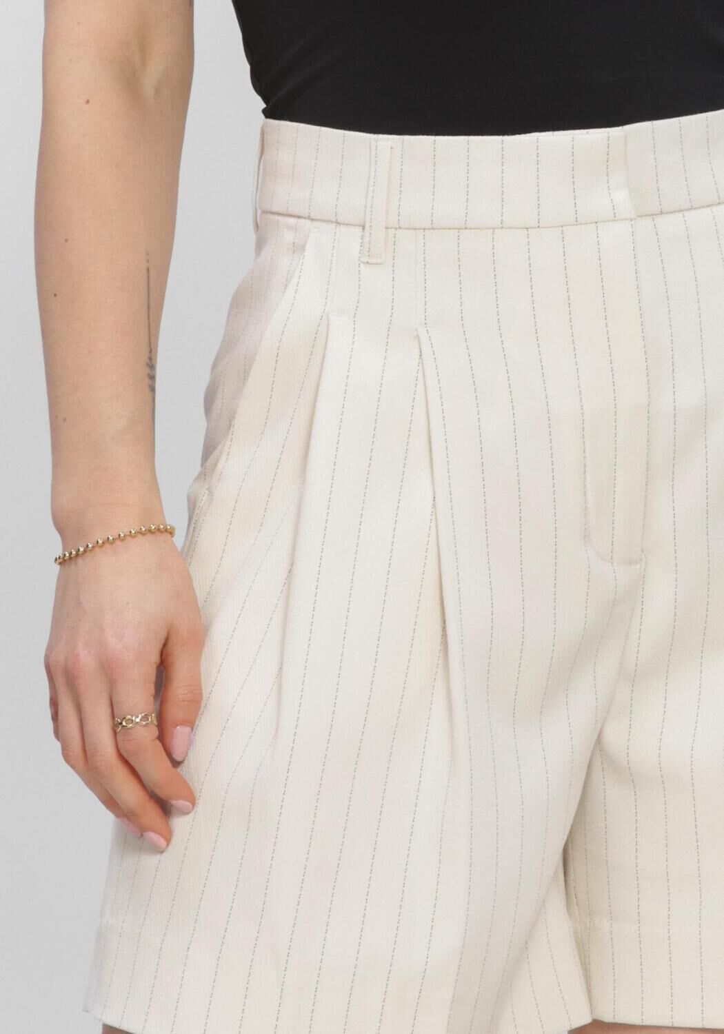 COPENHAGEN MUSE Pantalon courte CMTAILOR-SHORTS STRIPE &Eacute;cru - large