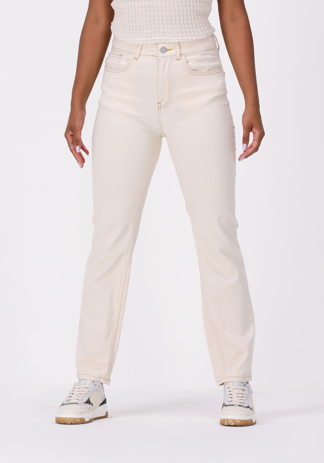 Simple store kleding online