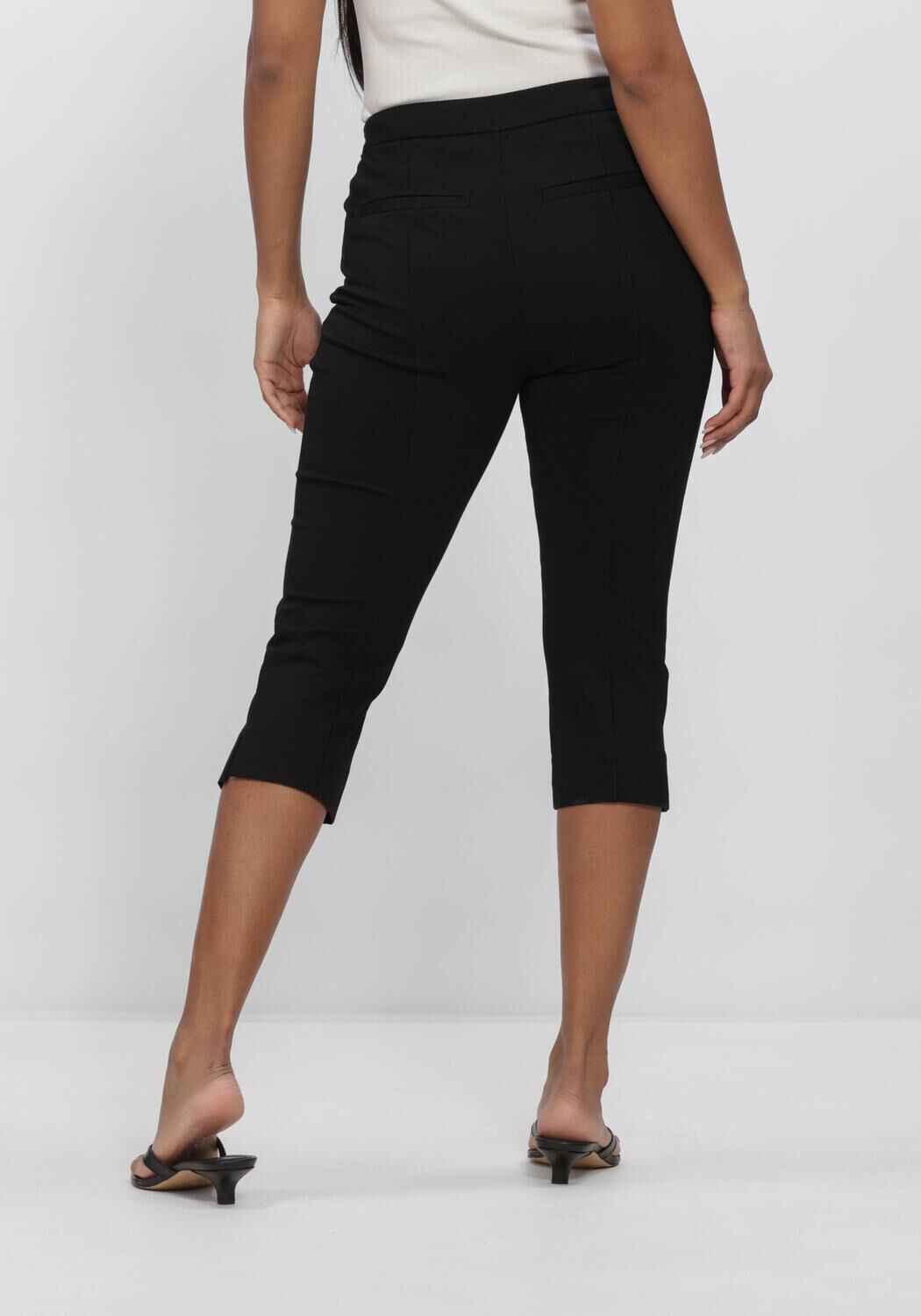CO'COUTURE Pantalons capri CATJACC CAPRI LL PANT en noir - large