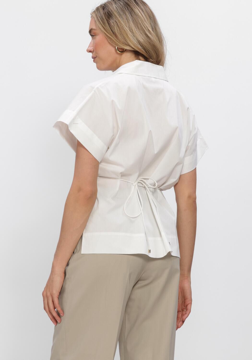 Witte DEA KUDIBAL  BEYONCE - large