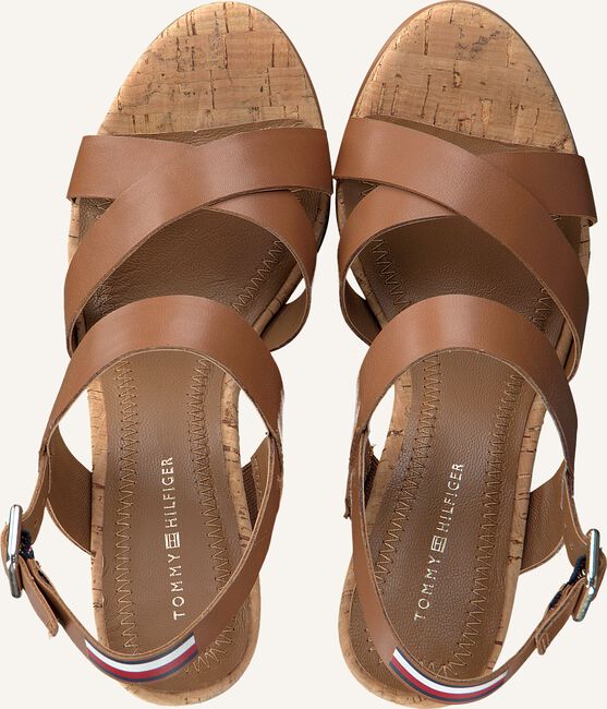 Cognac TOMMY HILFIGER Sandalen CORPORATE WEDGE Cognac TOMMY HILFIGER Sandalen CORPORATE WEDGE - large