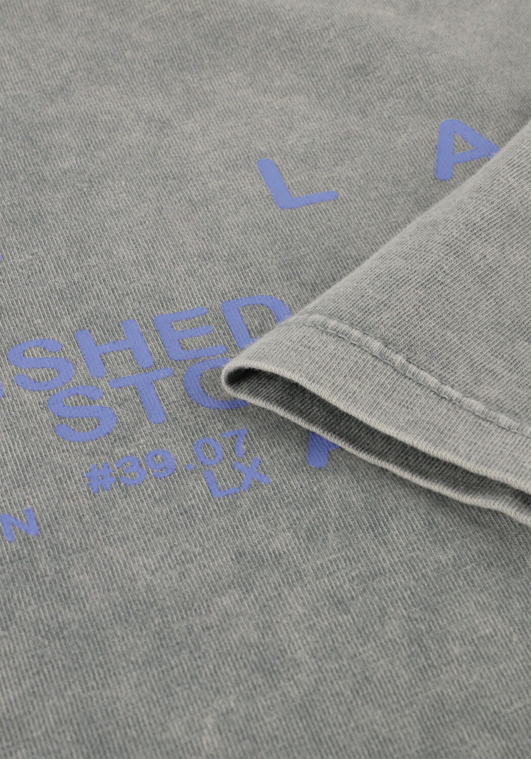 ALIX THE LABEL T-shirt LADIES KNITTED PRINT T-SHIRT en gris - large