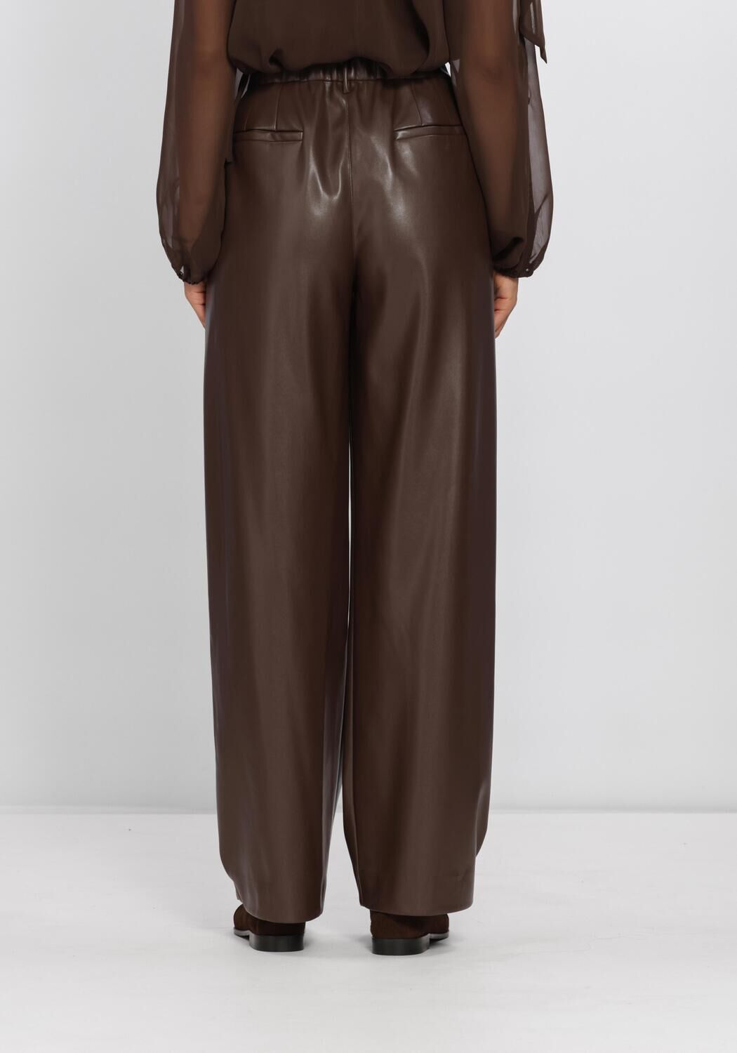 DANTE6 Pantalon large MINORA FAUX LEATHER BARREL PANTS en marron - large