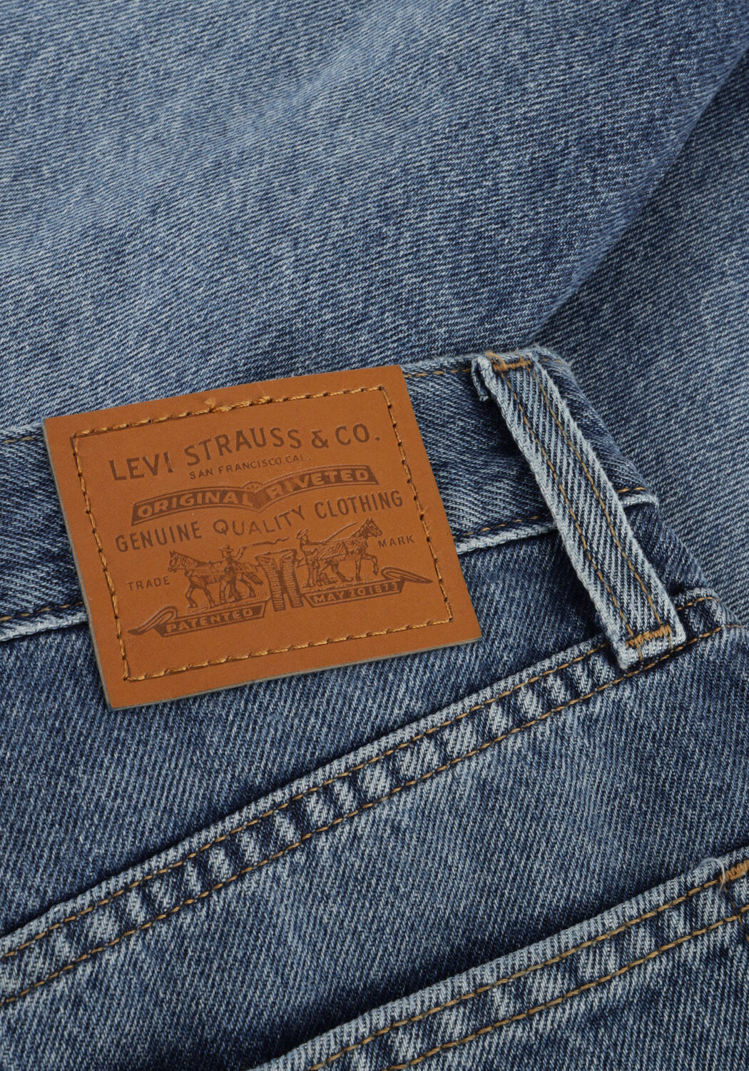 Blauwe LEVI'S Jeans HIGH BAGGY SHORT WORN MEMORY SHORT - large