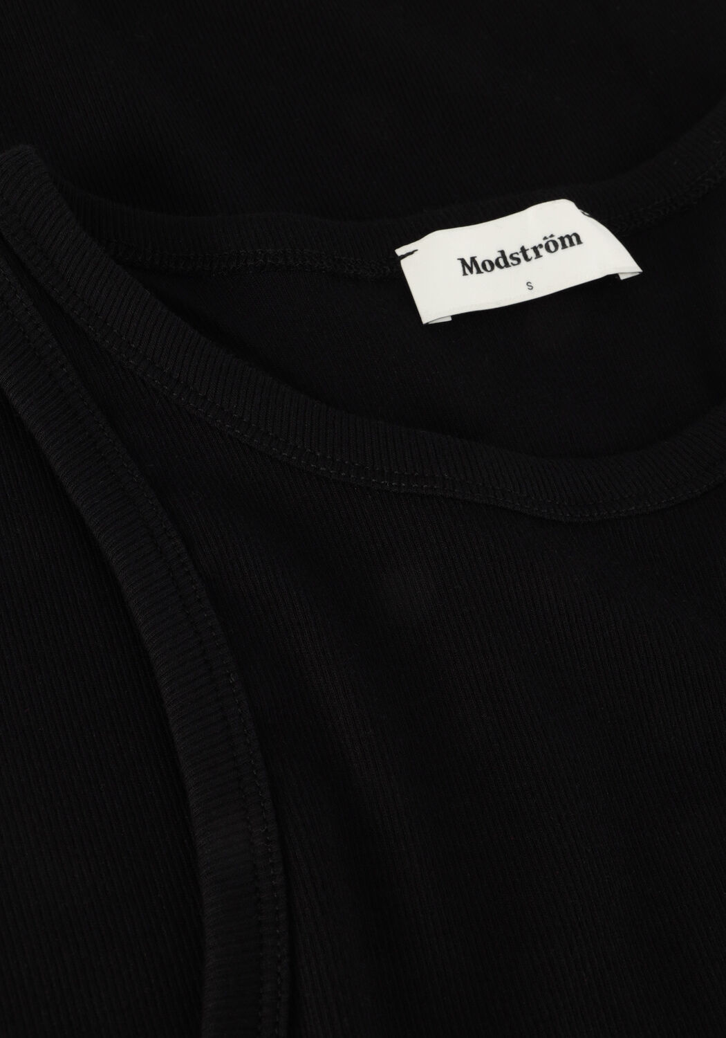 MODSTR&Ouml;M Robe midi IGORMD DRESS en noir - large