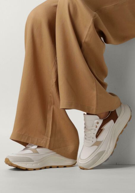 Witte NUBIKK Sneakers OBERON NORA - large