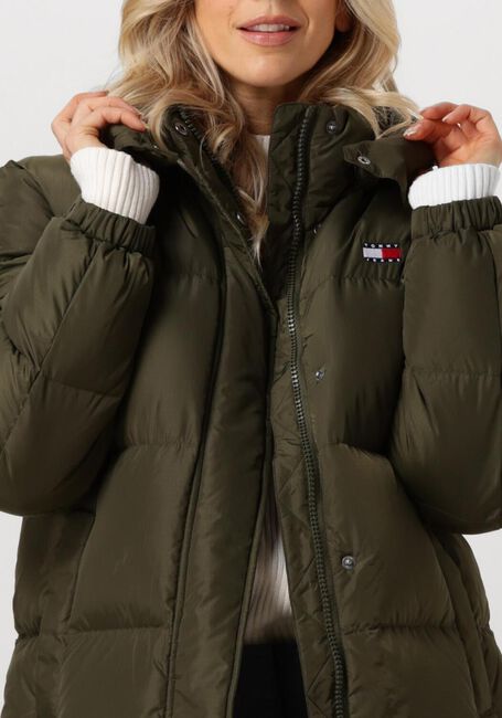 TOMMY JEANS Veste matelassé TJW ALASKA LONG PUFFER en vert - large