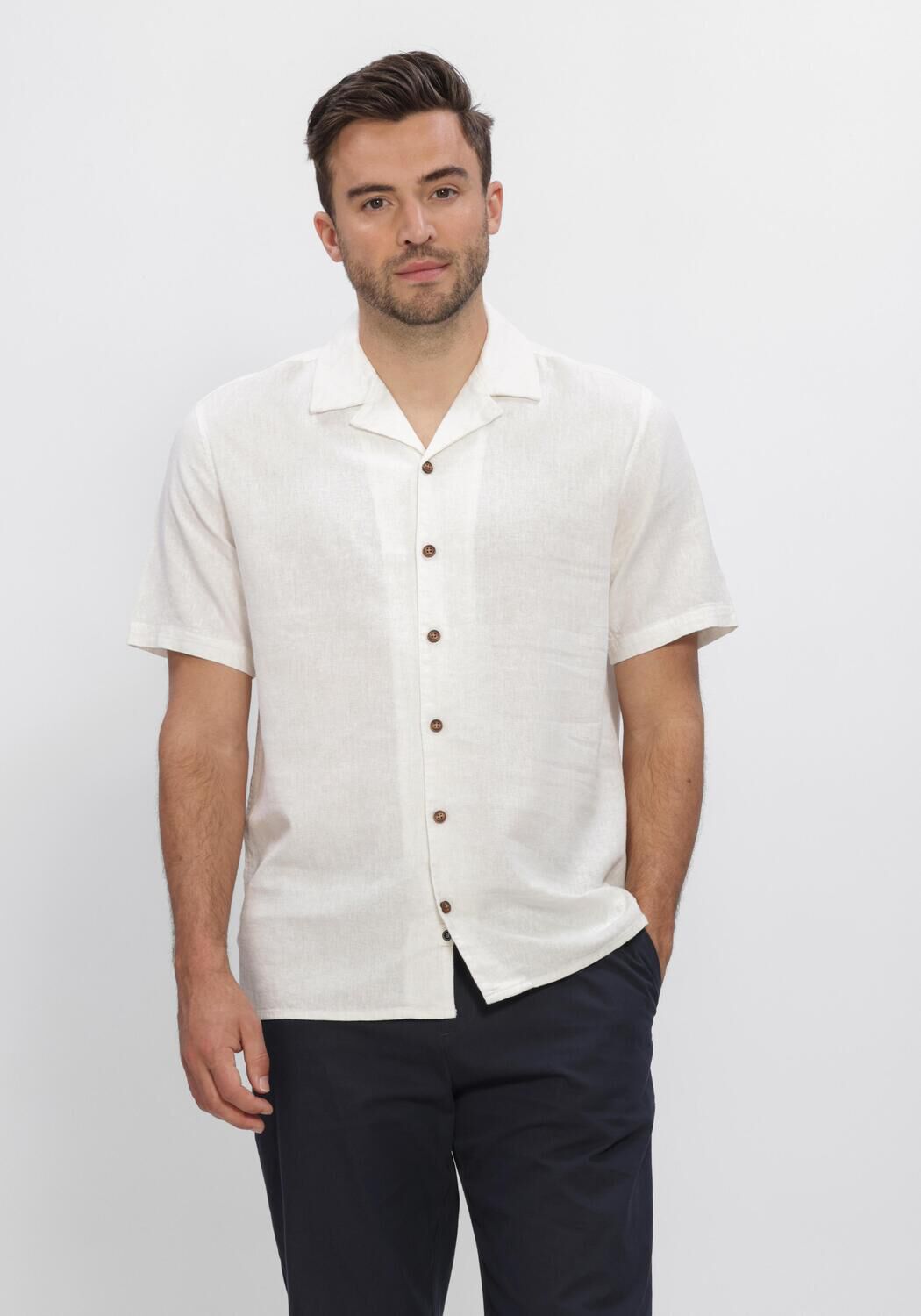 ANERKJENDT Chemise d&eacute;contract&eacute; AKLEO COT-LINNEN-VIS S/S SHIRT &Eacute;cru - large