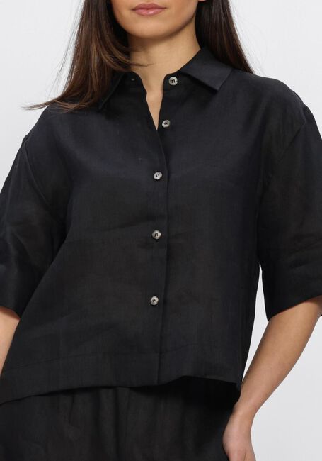 GREEK ARCHAIC KORI S26K-1005032 Pantalons en noir - large