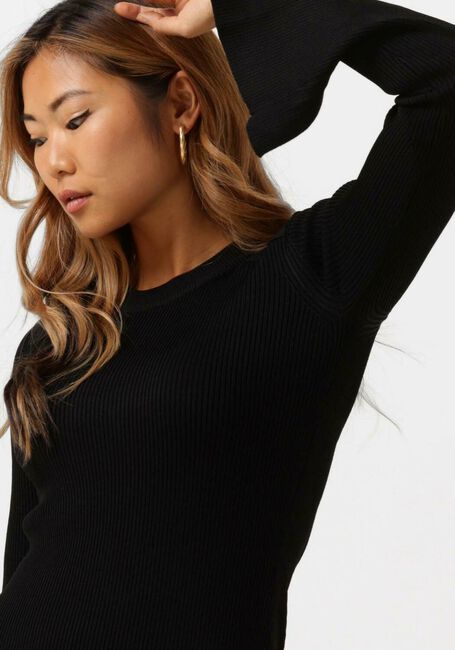 NOTES DU NORD Robe midi ELENA KNITTED DRESS en noir - large