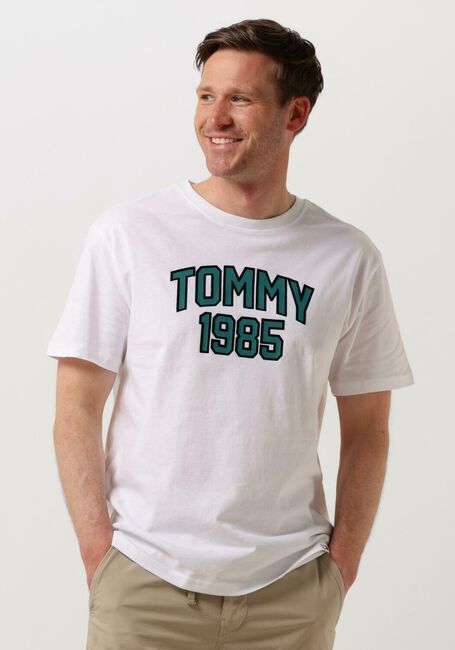 TOMMY JEANS T-shirt TJM REG TOMMY VARSITY SPORT TEE en blanc - large