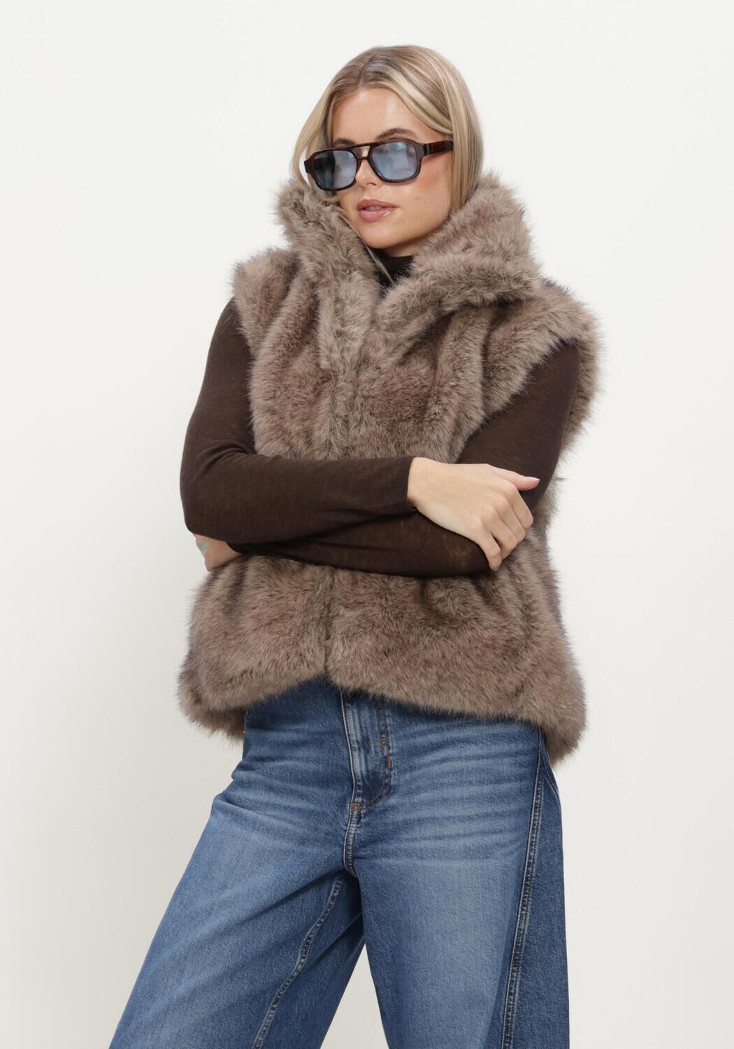 Bruine OBJECT Gilet OBJISALA S/L LO HAIRY WAISTCOAT - large