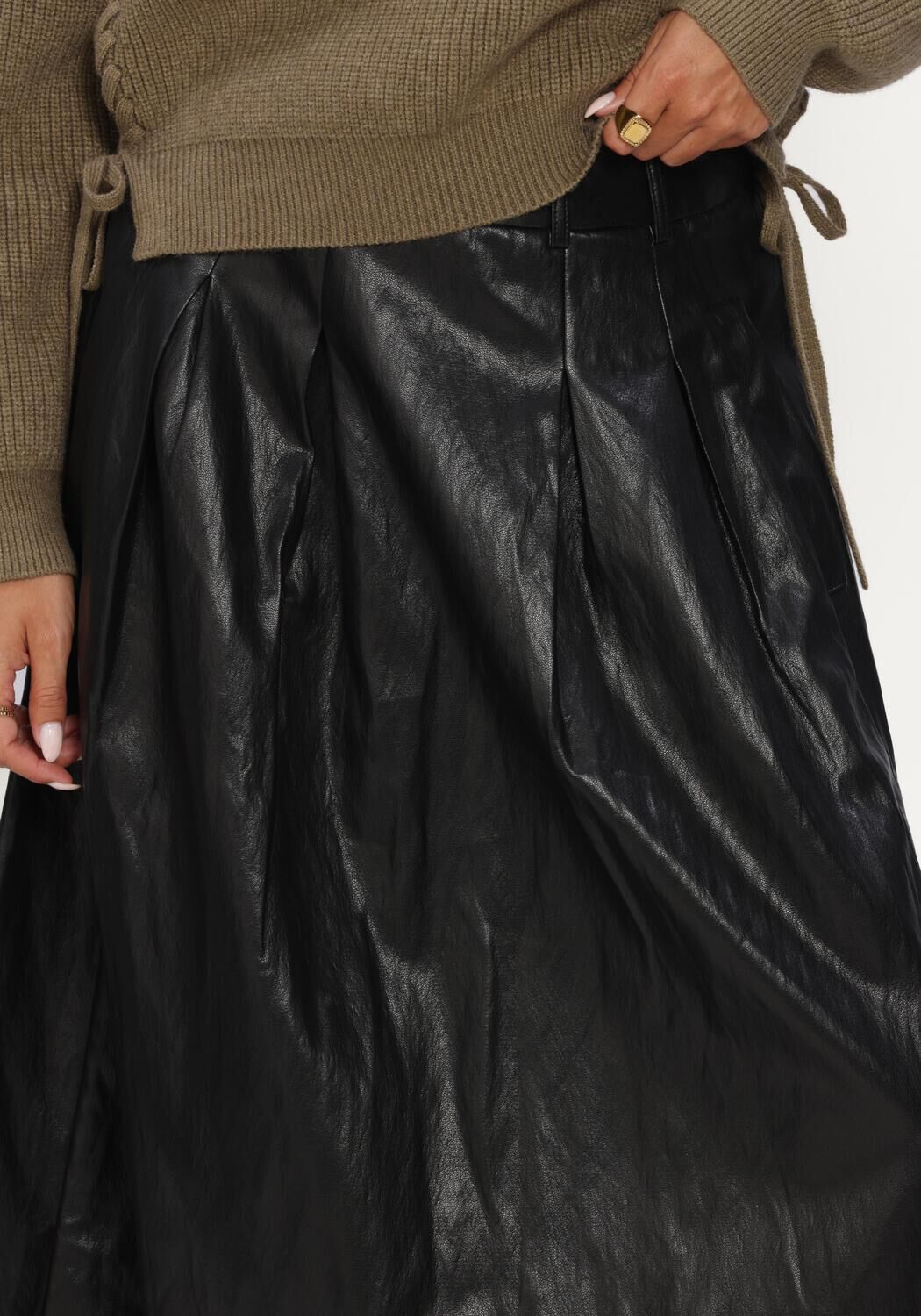 CO'COUTURE Jupe maxi GITTCC ANYA PLEAT SKIRT en noir - large