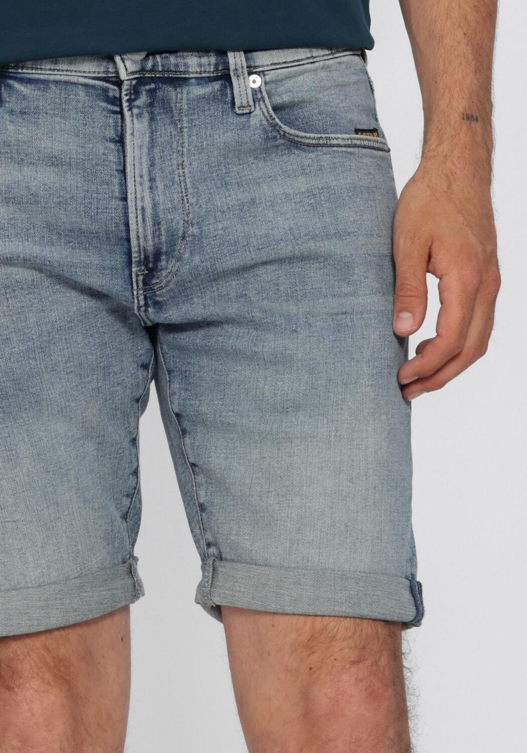 G-STAR RAW Pantalon courts 3301 SLIM SHORT en bleu - large