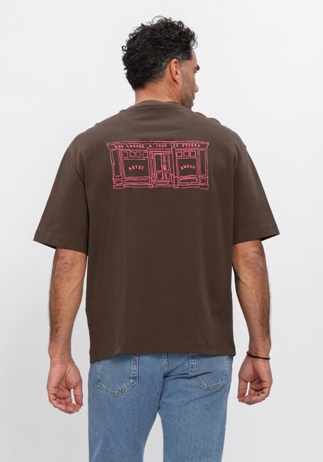 SELECTED MEN T-shirt SLHRELAXBROCK SS TEE HOTEL  AMOUR en marron - large