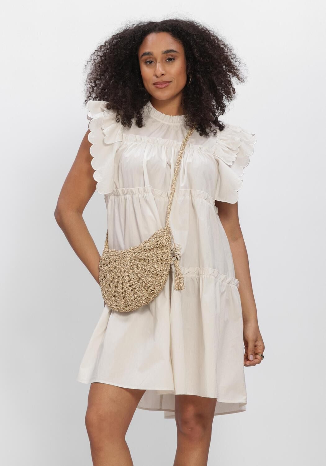 OBJECT Mini robe OBJHOPE S/L DRESS en blanc - large