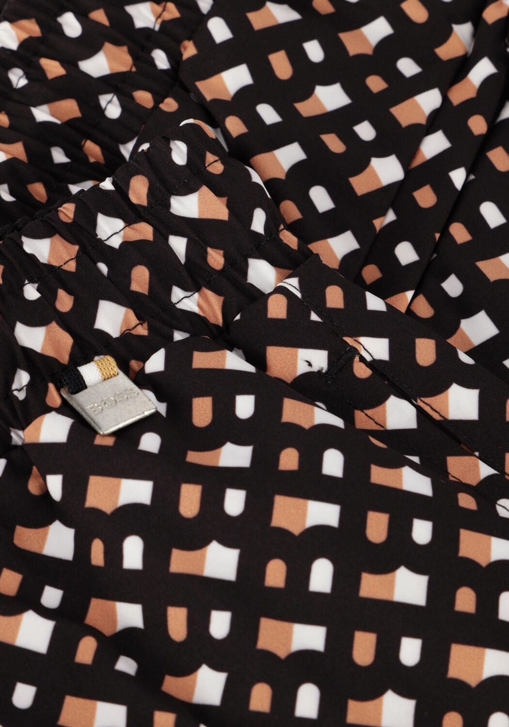 BOSS BLACK Shorts de bain MANU en noir - large