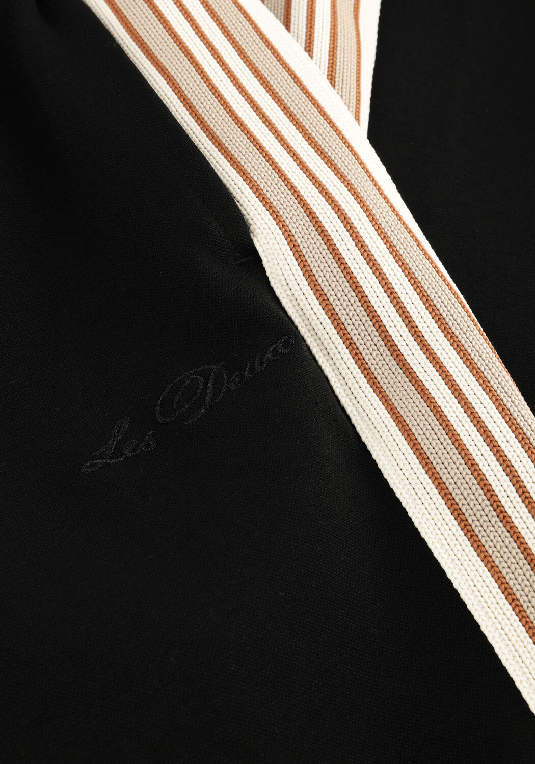 Zwarte LES DEUX Joggingbroek STERLING TRACK PANTS KIDS - large