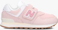 Roze NEW BALANCE Lage sneakers PV574