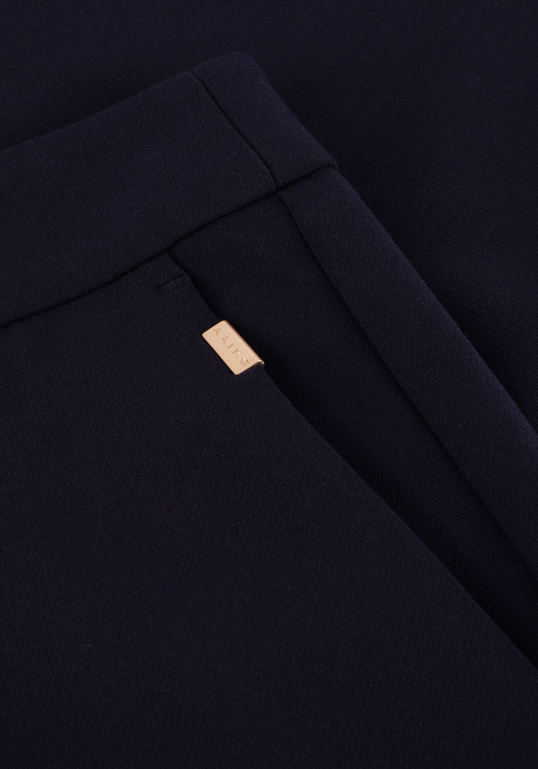 AAIKO Pantalon &eacute;vas&eacute; CHANTALLE R PES 345 Bleu fonc&eacute; - large