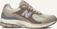 Bruine NEW BALANCE Sneakers M2002R M Bruine NEW BALANCE Sneakers M2002R M - medium