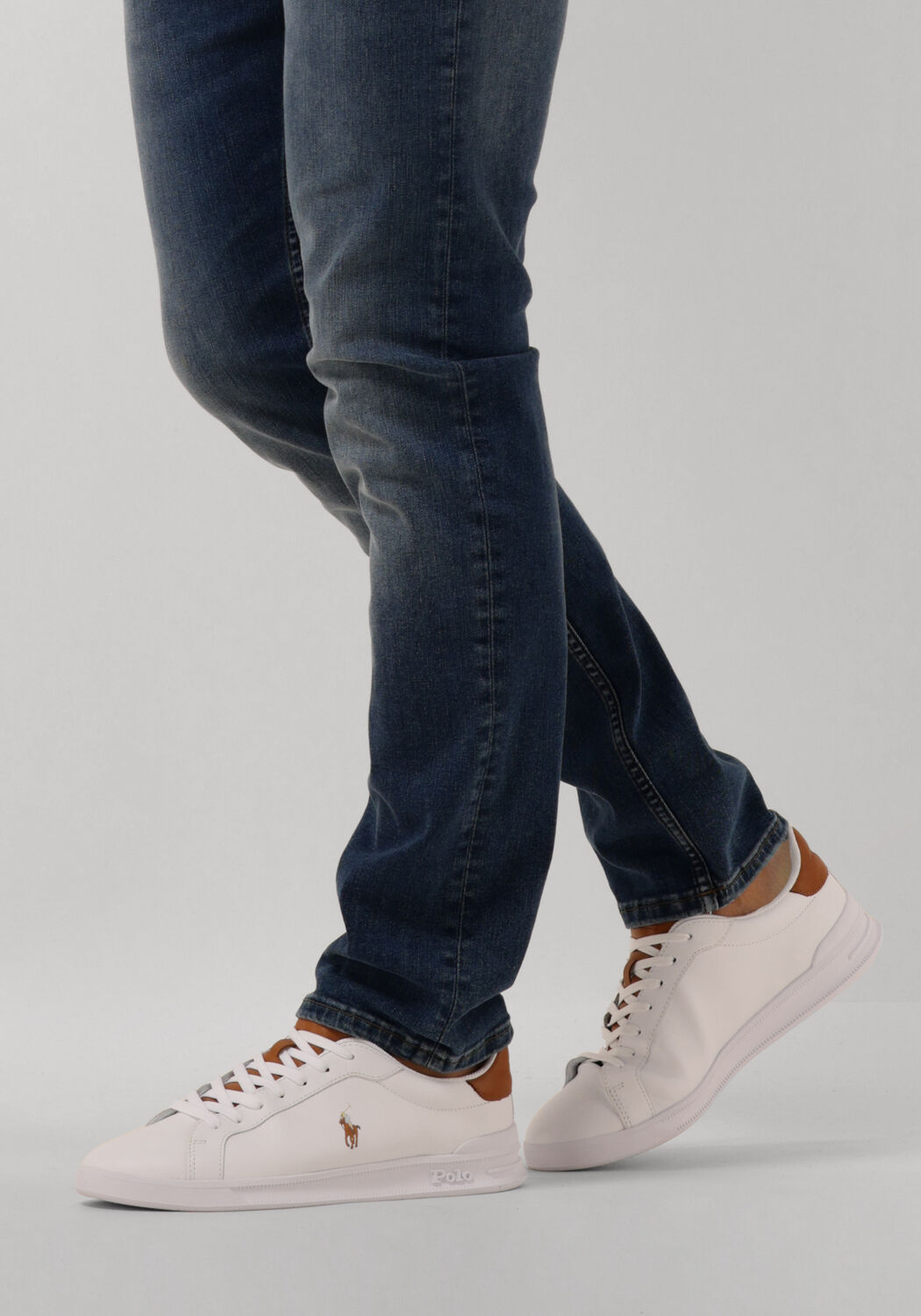 POLO RALPH LAUREN Baskets basses HRT COURT II en blanc - large