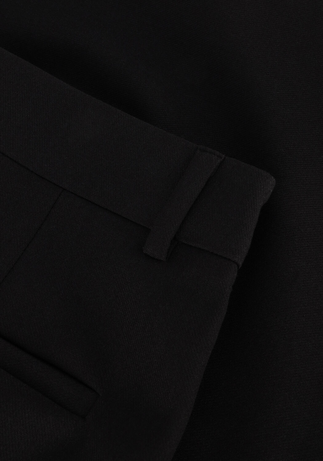 ENVII ENMILAN SHORTS 6797 Pantalons en noir - large