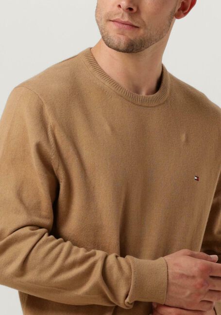 TOMMY HILFIGER Pull PIMA ORG CTN CASHMERE CREW NECK en marron - large